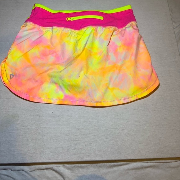 Ivivva Neon Yellow Activewear - Picture 4 of 5